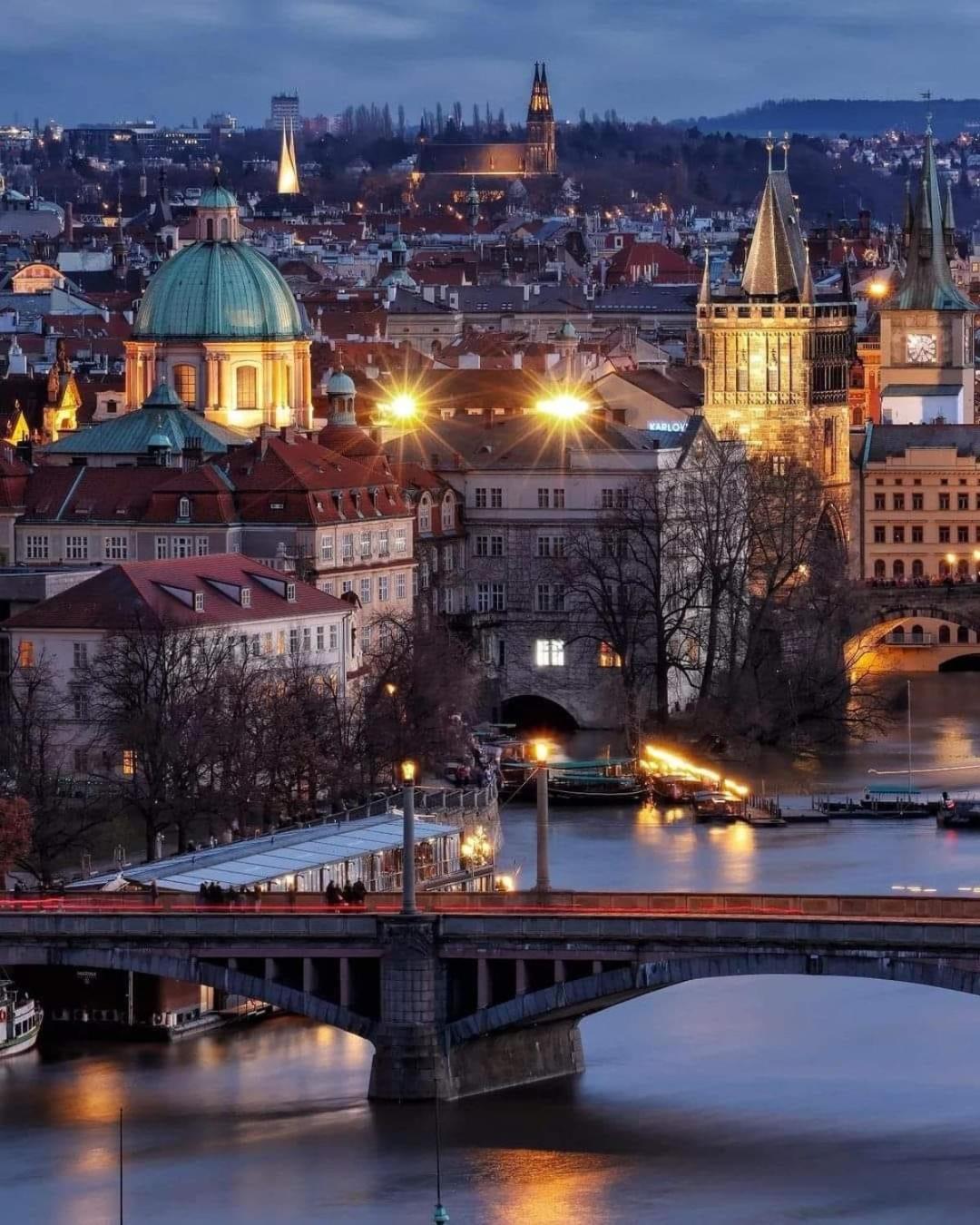 Hotel Karlin Praga Exterior foto